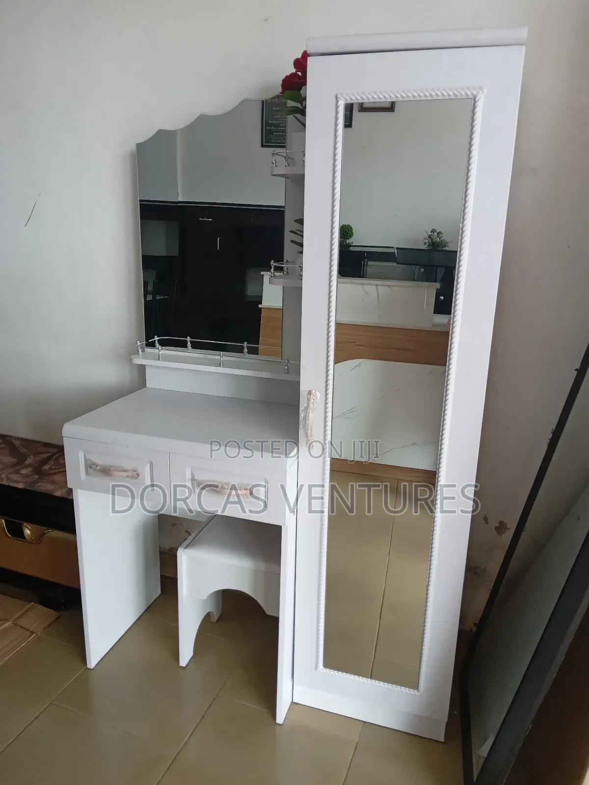 Inside View Dressing Mirror