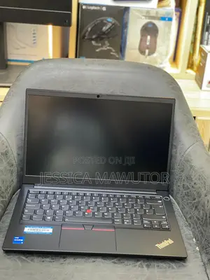 Laptop Lenovo ThinkPad T14 G2 16GB Intel Core I5 SSD 256GB