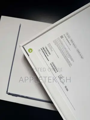 New Laptop Apple MacBook Air 2025 M4 15-inch 16GB Apple M4 SSD 256GB