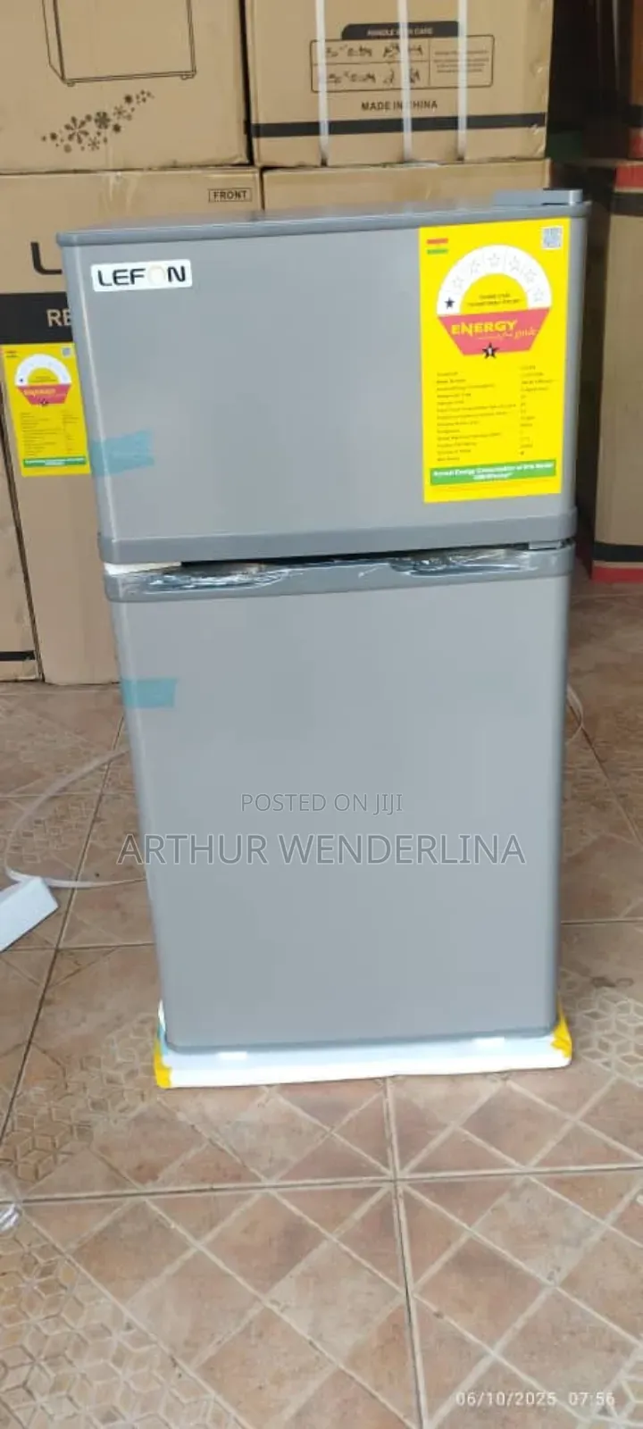 Lefon Fridge