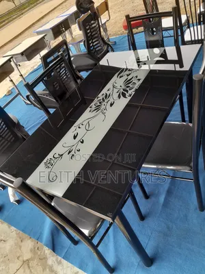 Avail Dining Set
