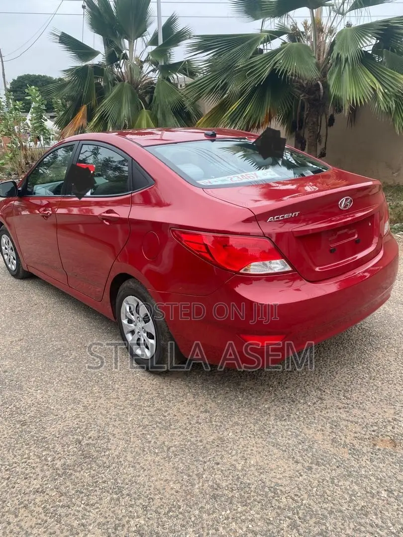 Hyundai Accent 2016 Red