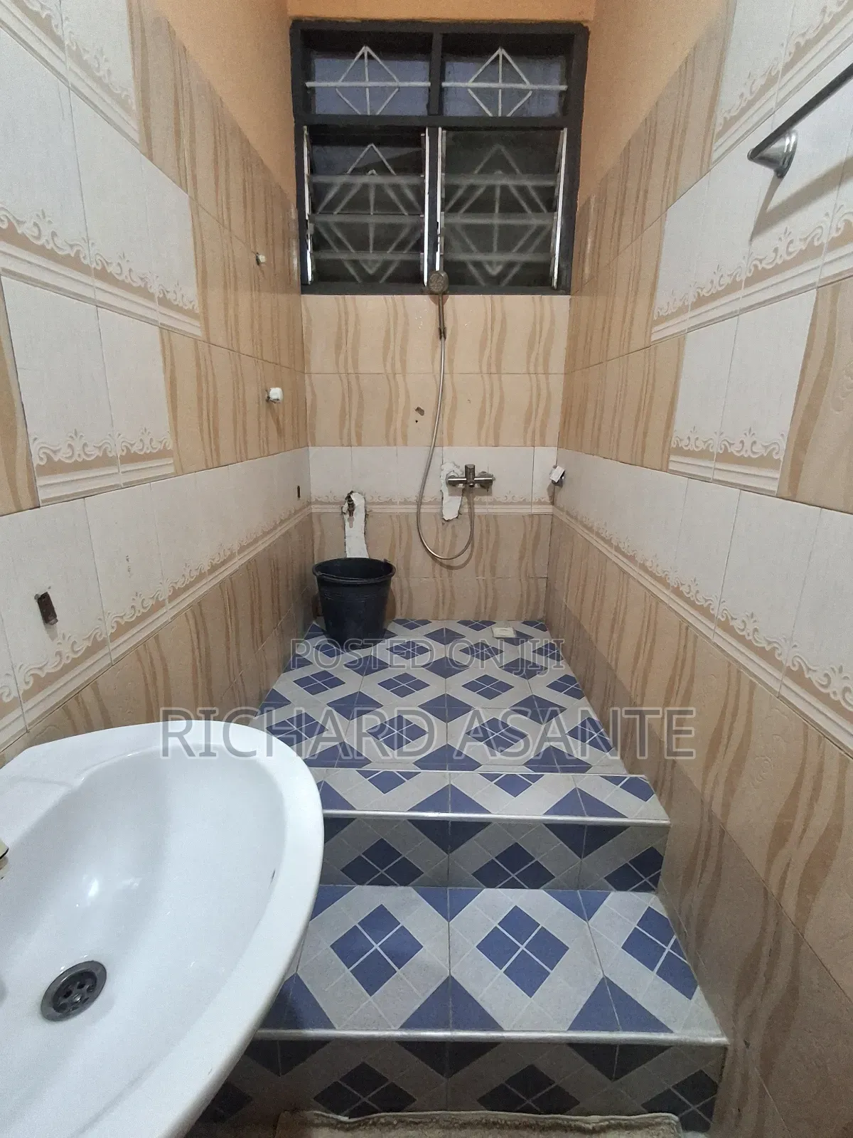 Airbnb Fully Furnished Apartment/House
