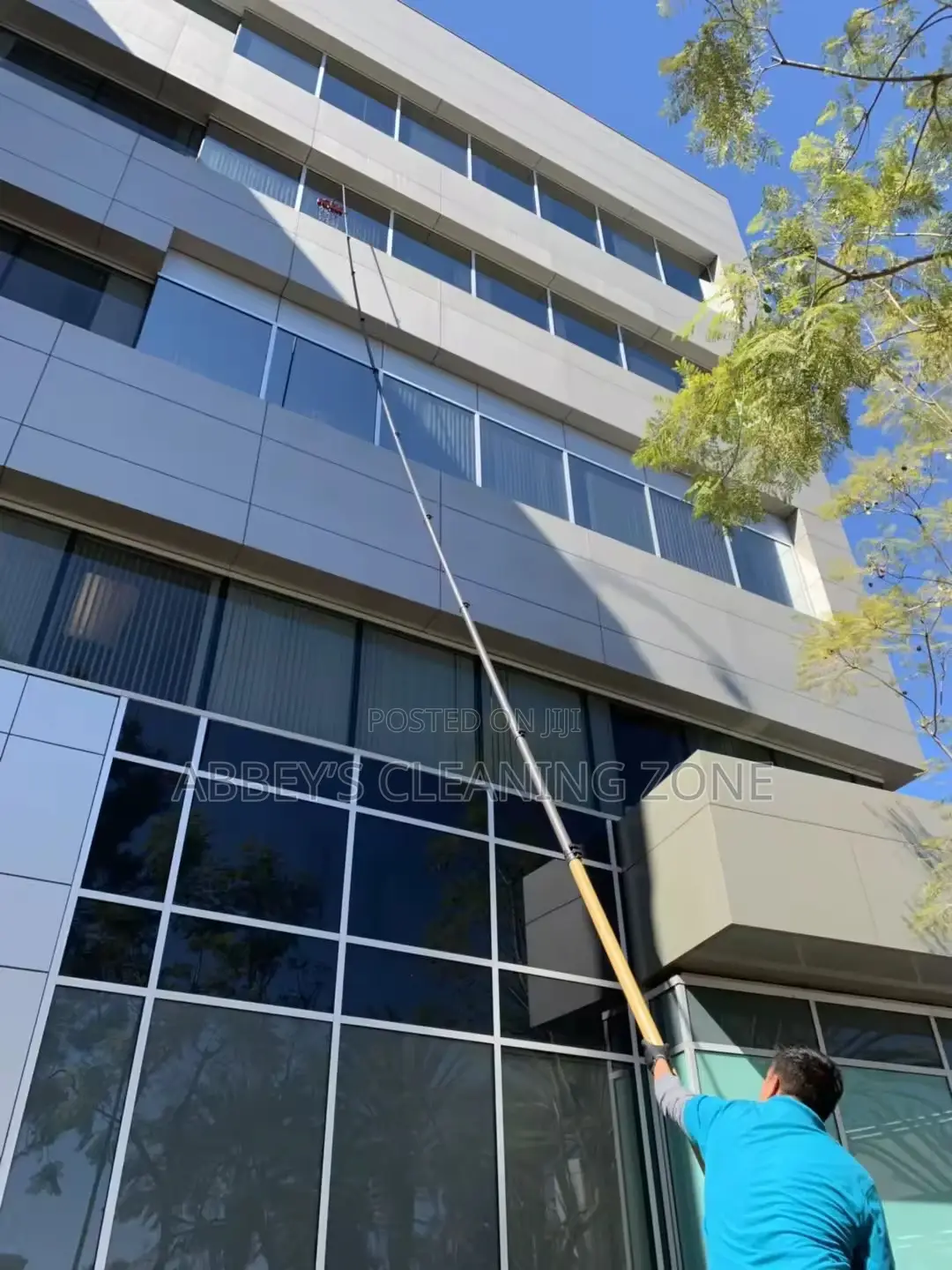 Glass Building Cleaning