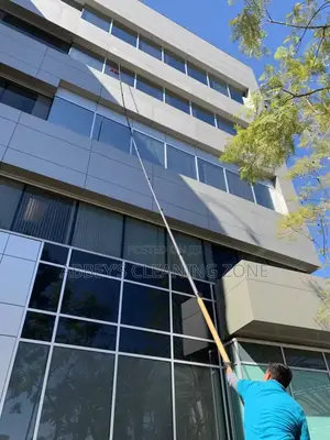 Glass Building Cleaning
