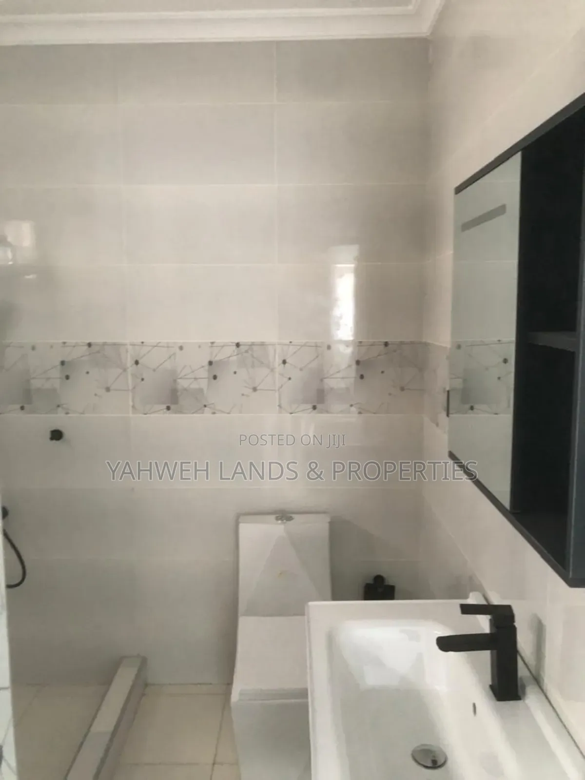 3bdrm House in Spintex for sale