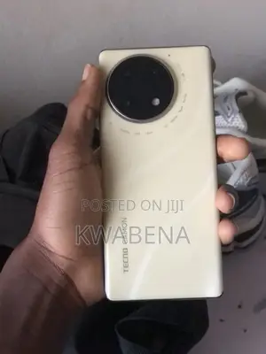 Tecno Camon 30S 128 GB Gold