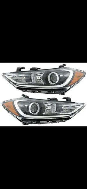Hyundai Elantra 2017 Headlight
