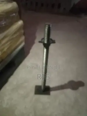 Adjustable Prop Jack