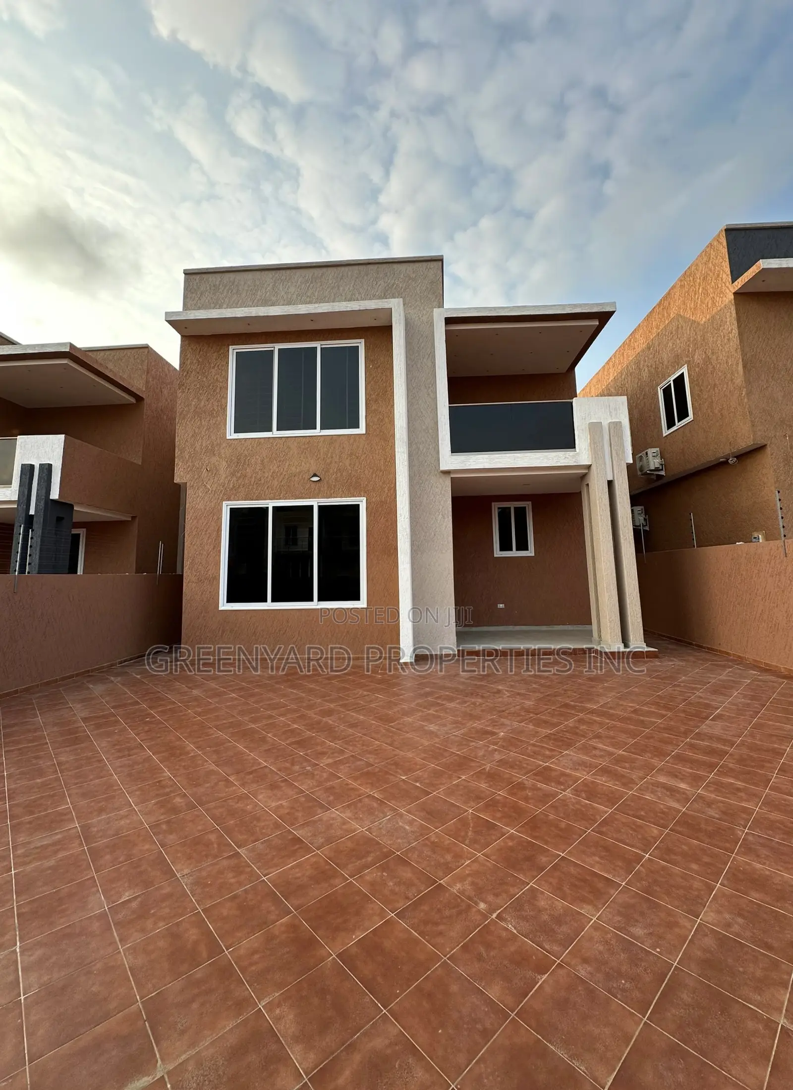 4bdrm House in Lakeside Estate for rent