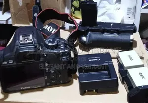 Canon Camera Eos Kiss X4 18mp Bundle