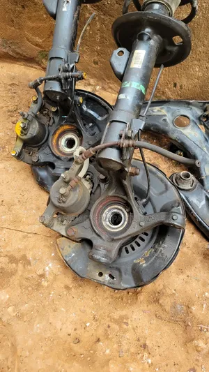 Toyota Vitz, Yaris, Belta Front Hub