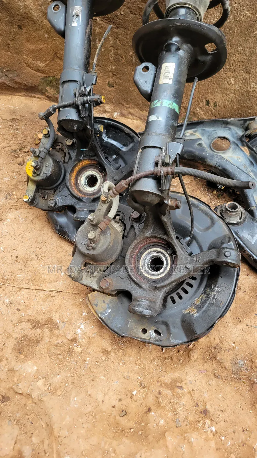 Toyota Vitz, Yaris, Belta Front Hub