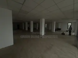 13bdrm Apartment in Green, East Legon for rent