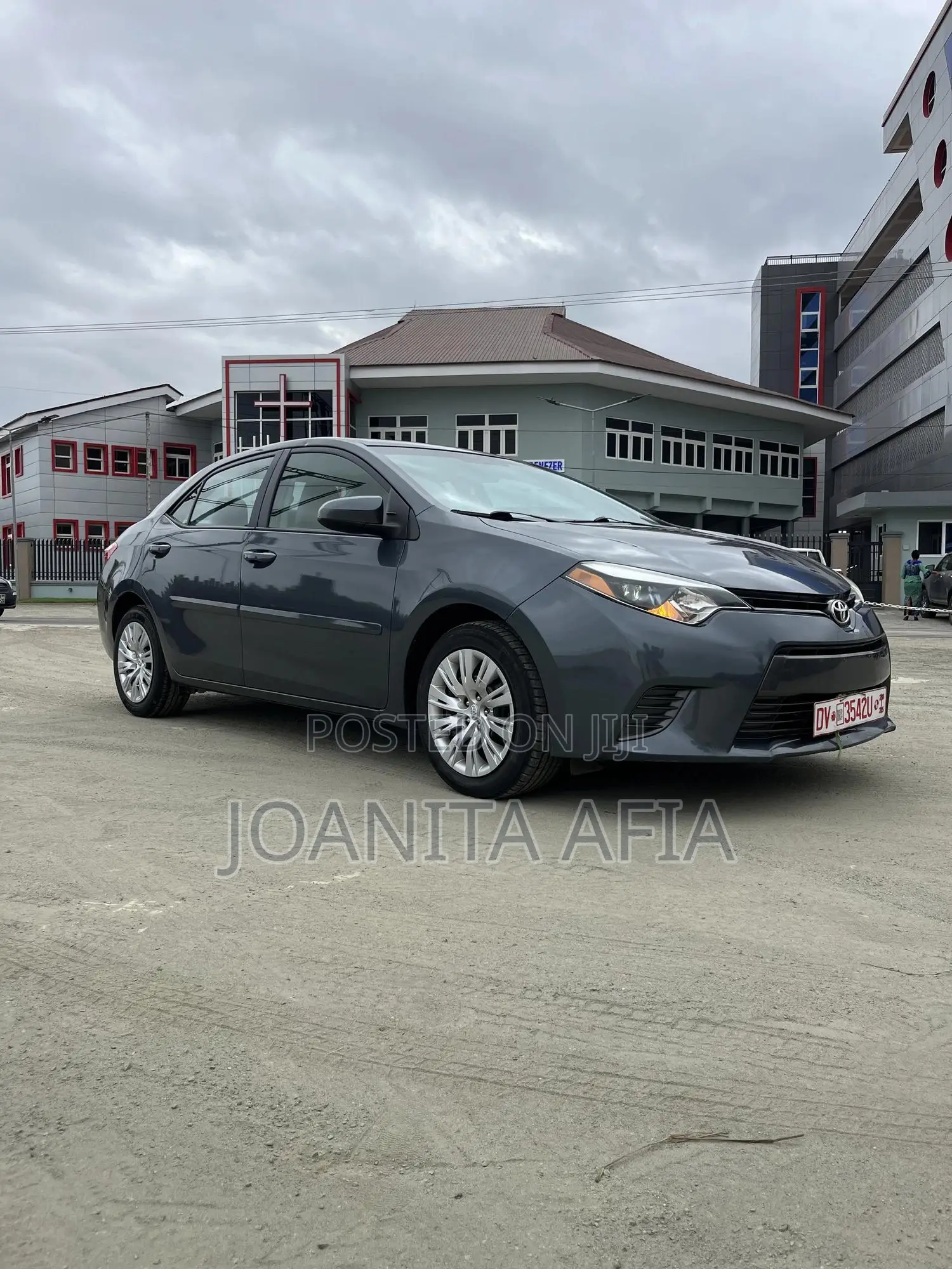 Toyota Corolla LE 4dr Sedan (1.8L 4cyl CVT) 2014 Gray