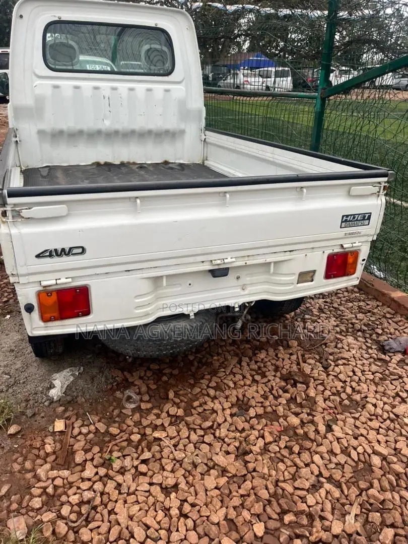 Daihatsu Truck Mini 2010 White