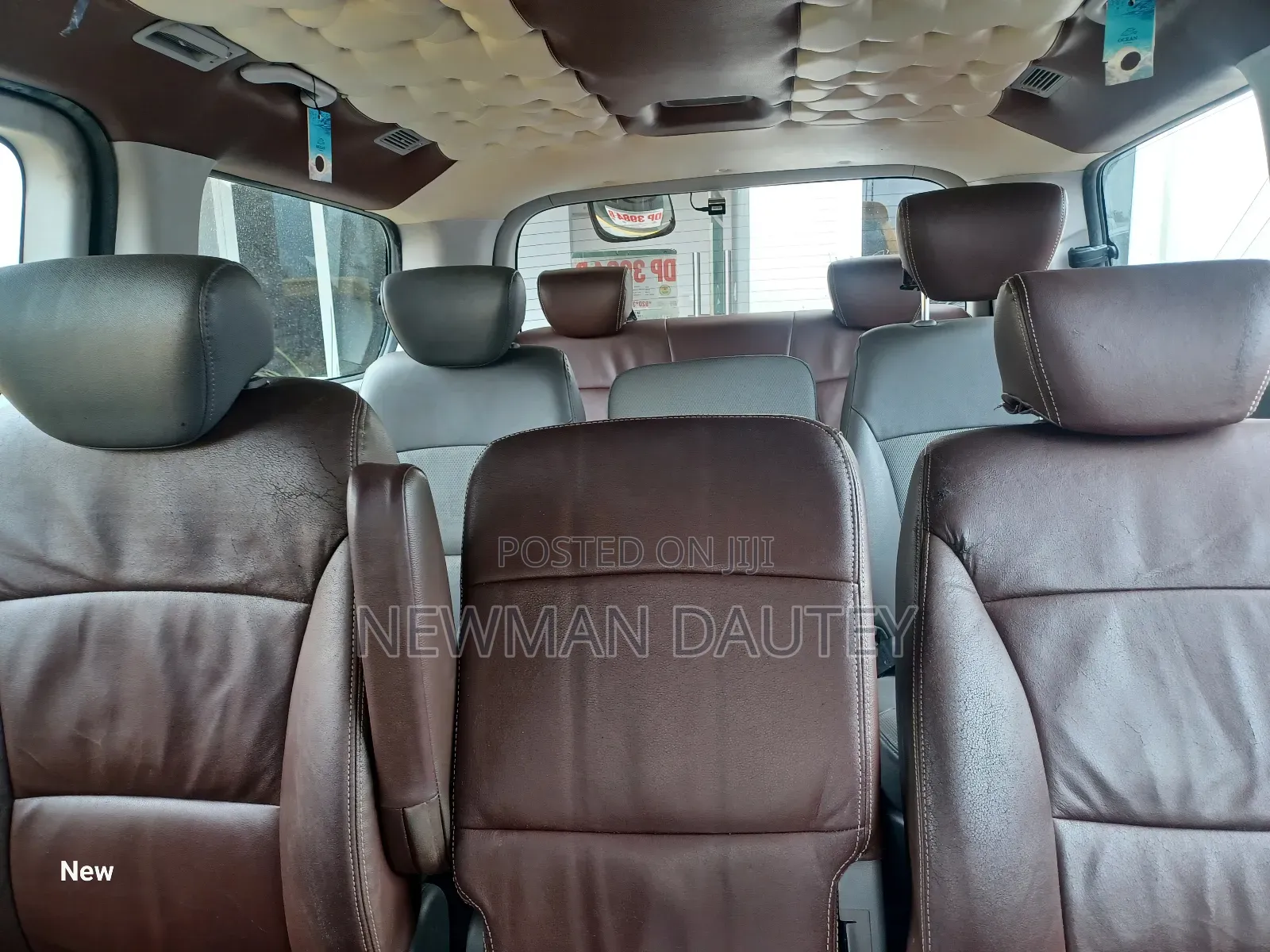 Hyundai Starex 2011 Yellow
