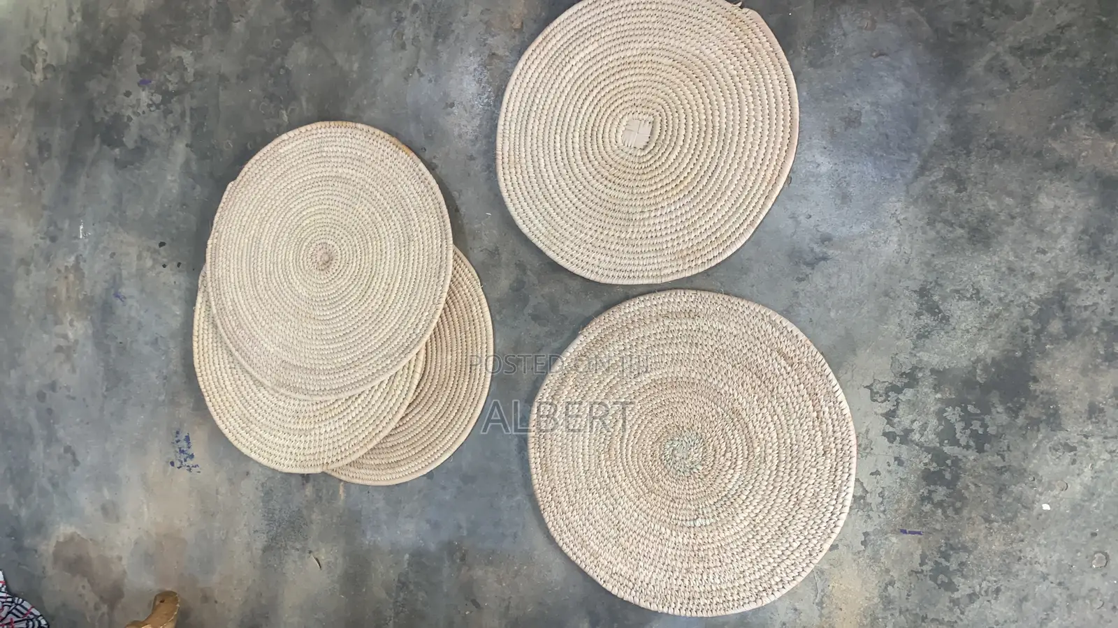 Placemat / Wall Decor / Fruit Basket (Straw Woven)