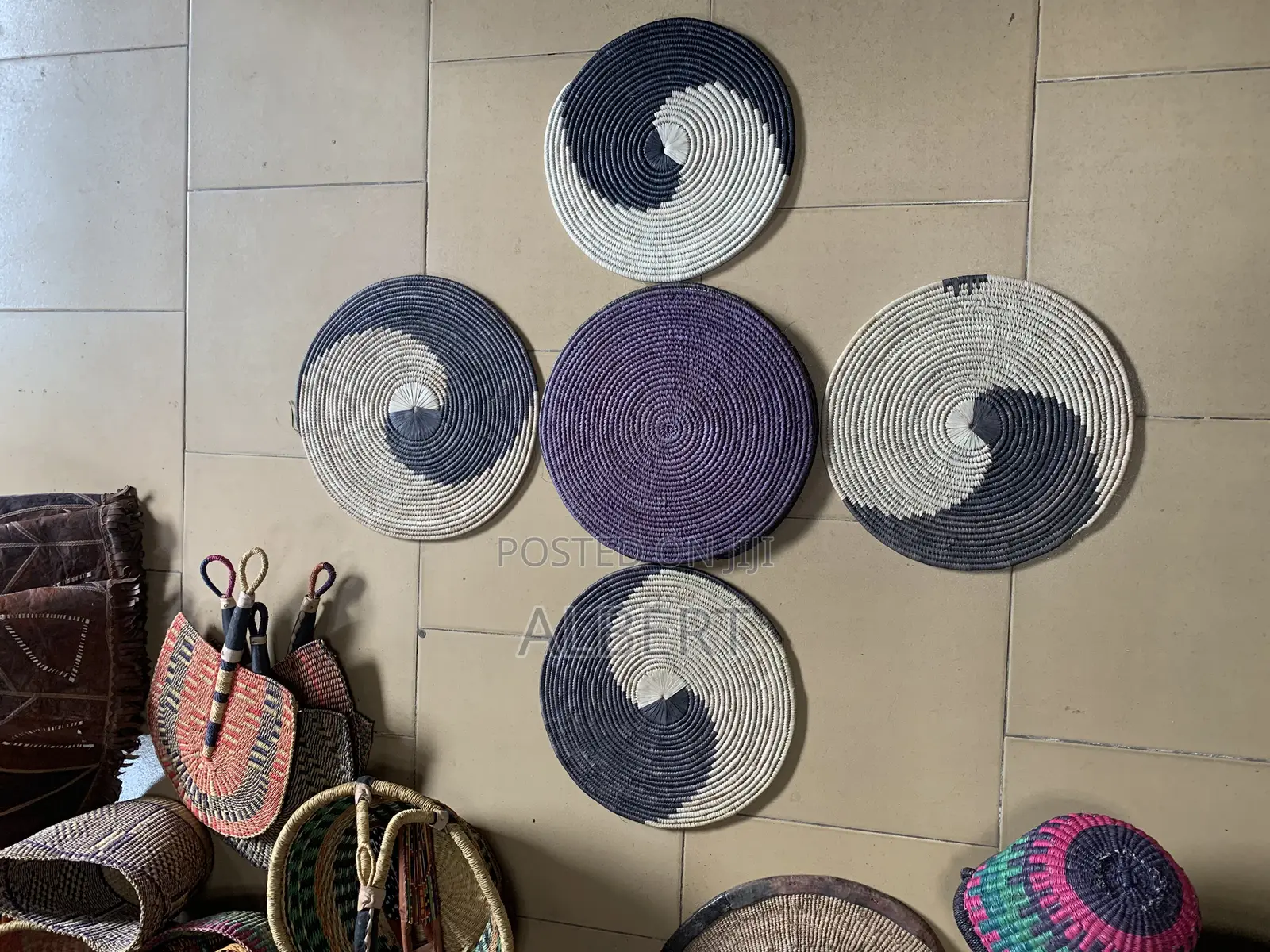 Placemat / Wall Decor / Fruit Basket (Straw Woven)