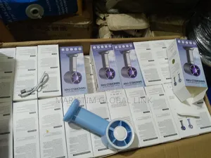 Quality Handheld Fan (Phone Holder)
