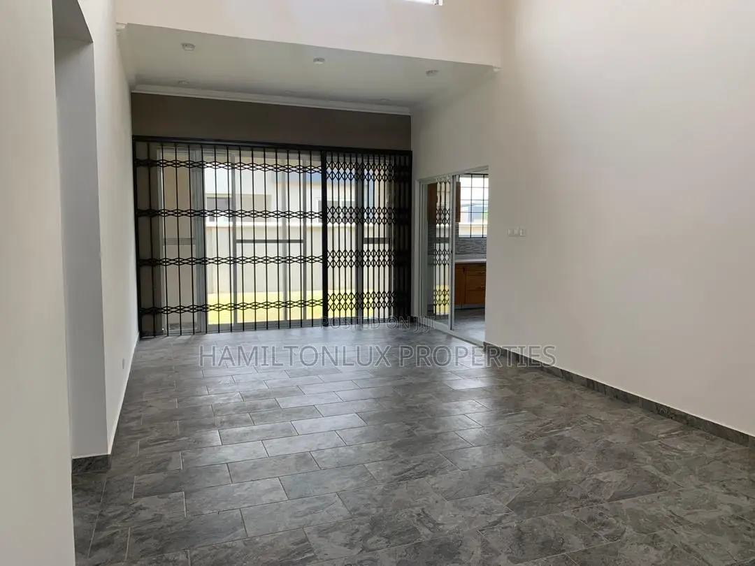 3bdrm Townhouse / Terrace in East Legon Hills for rent
