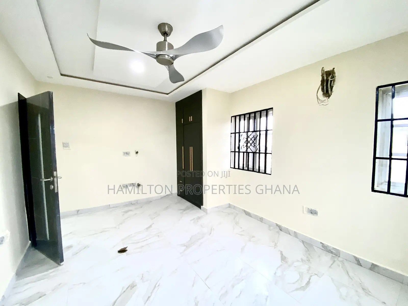2bdrm Apartment in American House, East Legon for rent