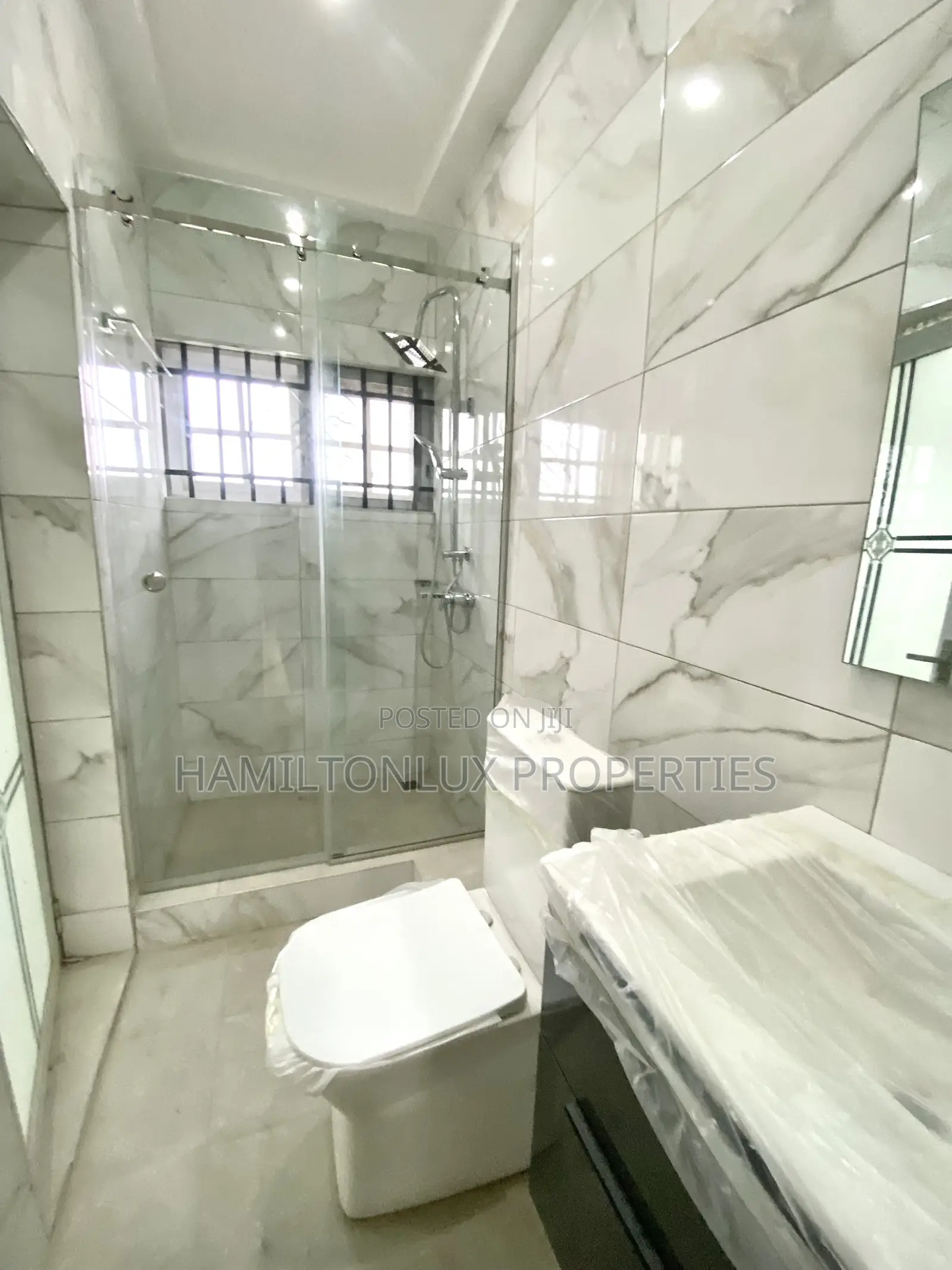 2bdrm Apartment in American House, East Legon for rent