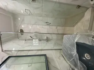 2bdrm Apartment in American House, East Legon for rent