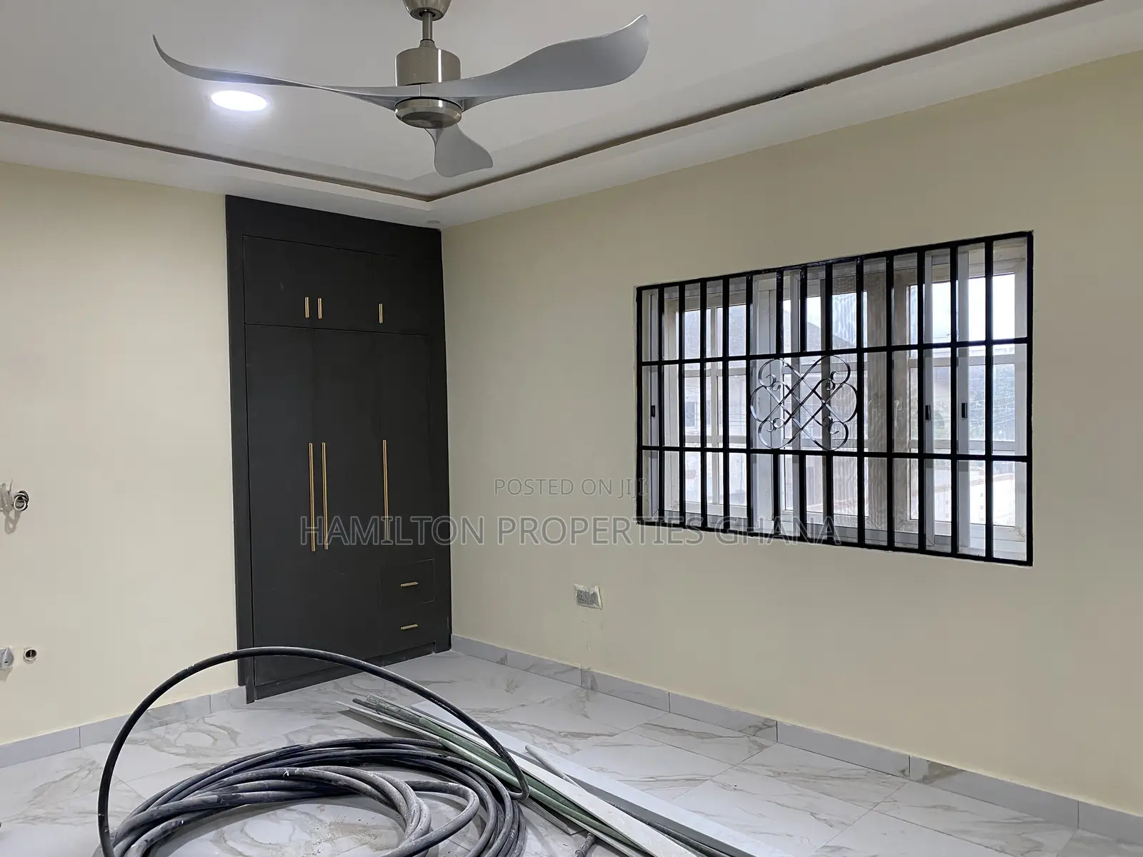 2bdrm Apartment in American House, East Legon for rent
