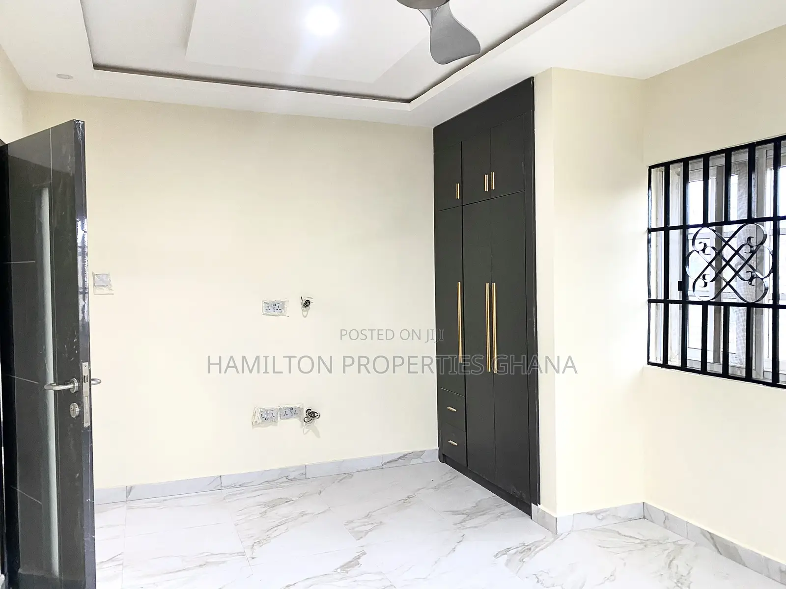 2bdrm Apartment in American House, East Legon for rent