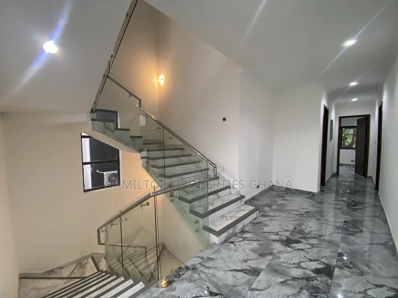 4bdrm Mansion in East Legon Lagos for rent