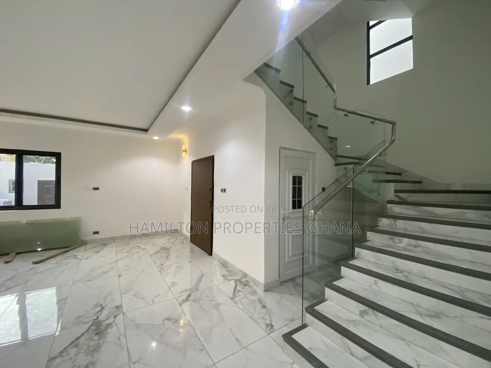 4bdrm Mansion in East Legon Lagos for rent