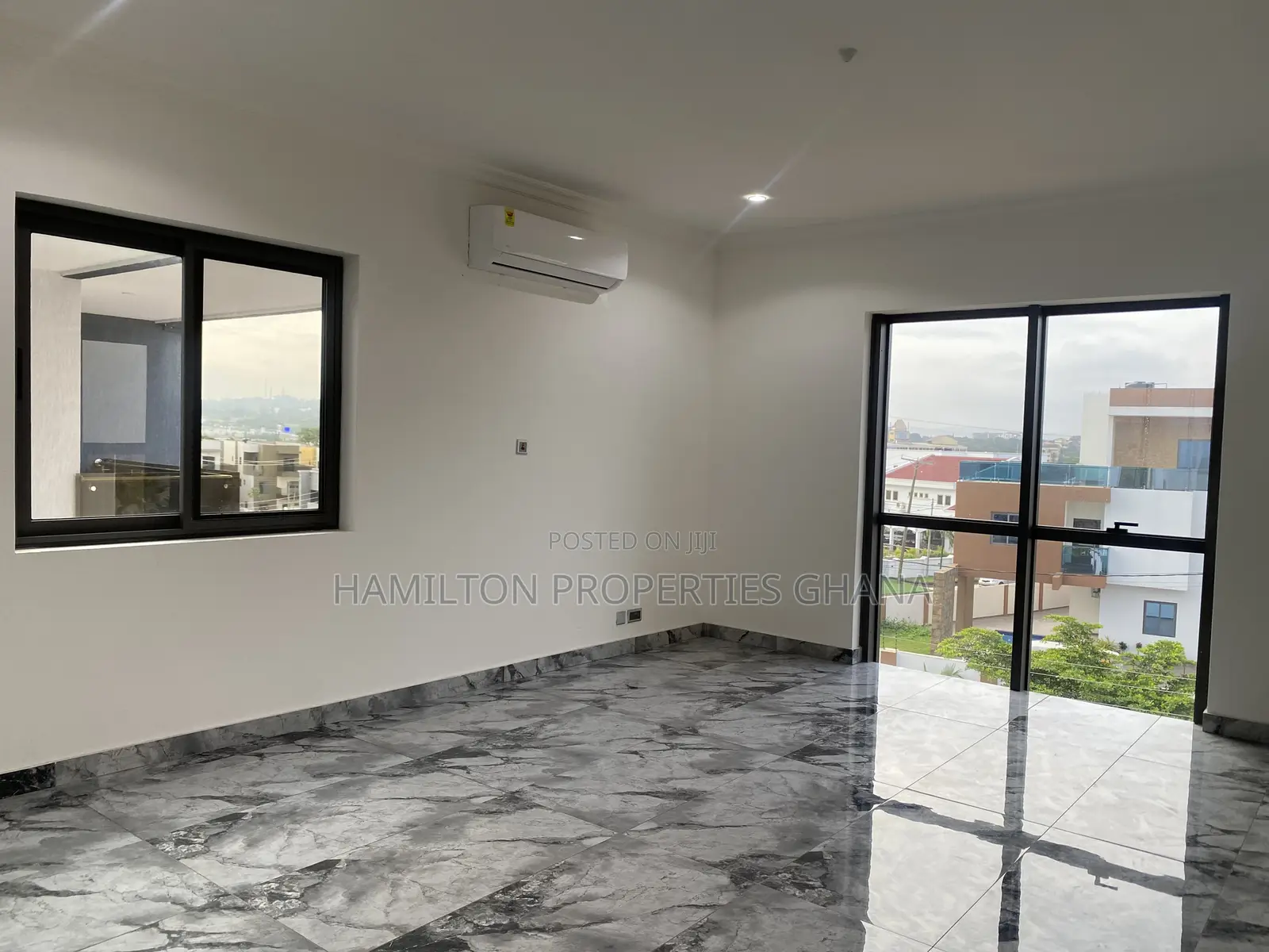4bdrm Mansion in East Legon Lagos for rent
