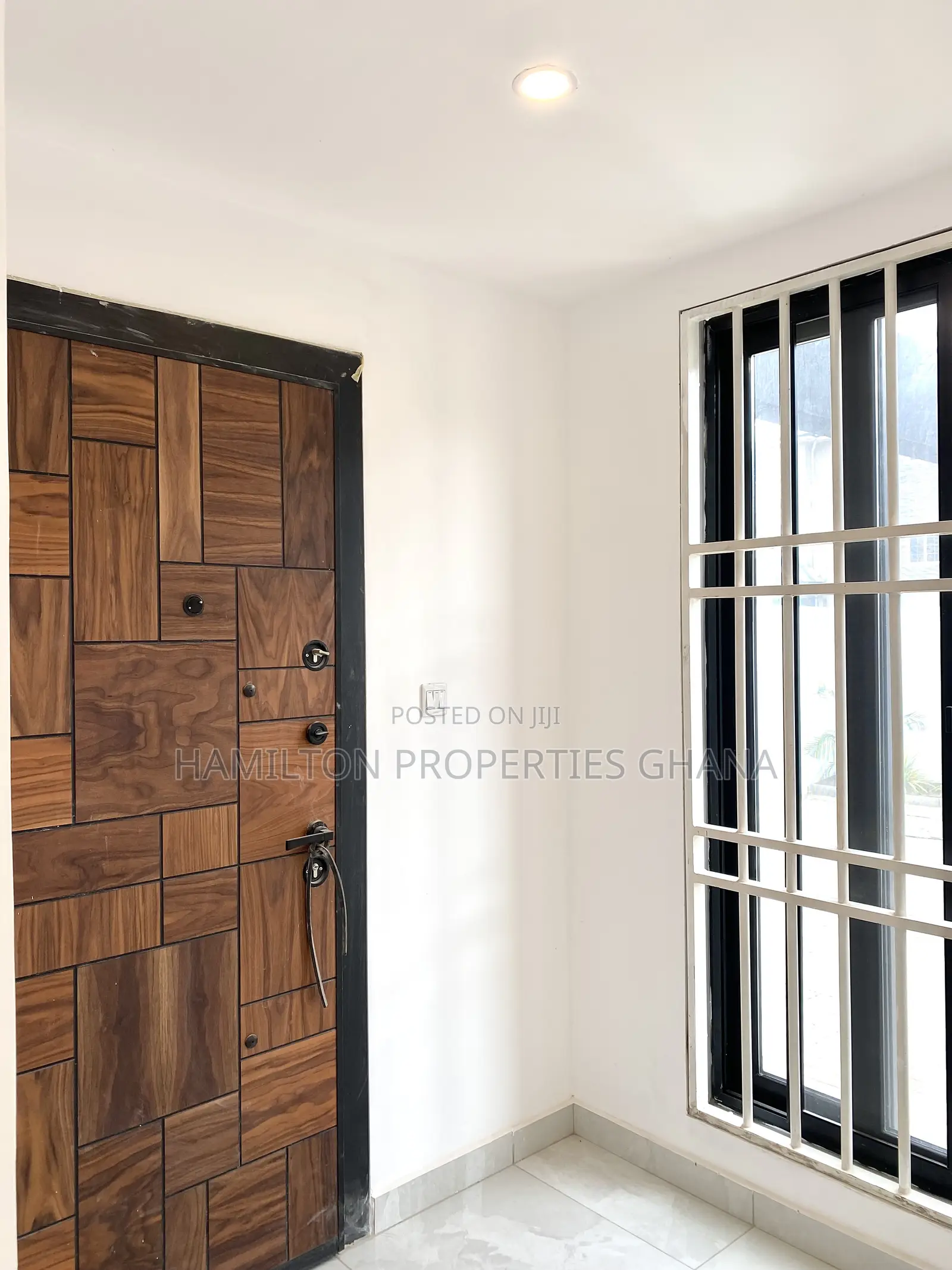 4bdrm House in Boundary Road, East Legon for sale