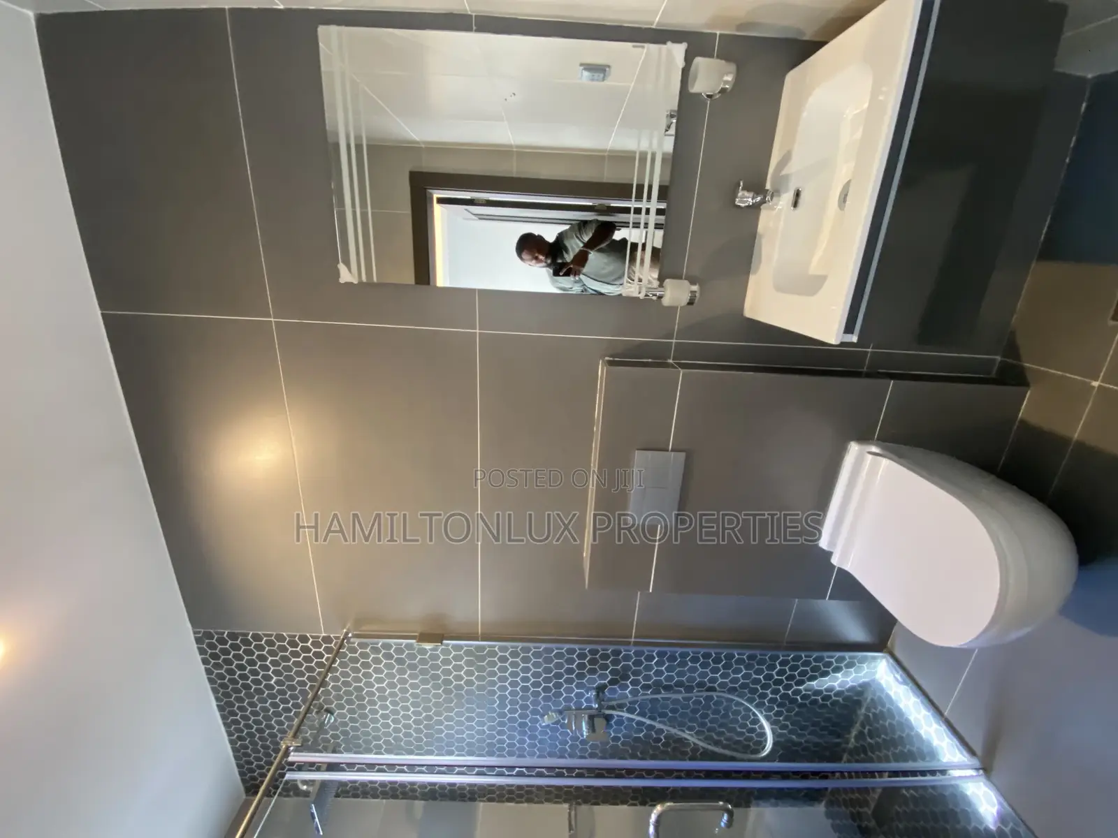 Furnished 2bdrm Apartment in 567, Tseaddo for sale