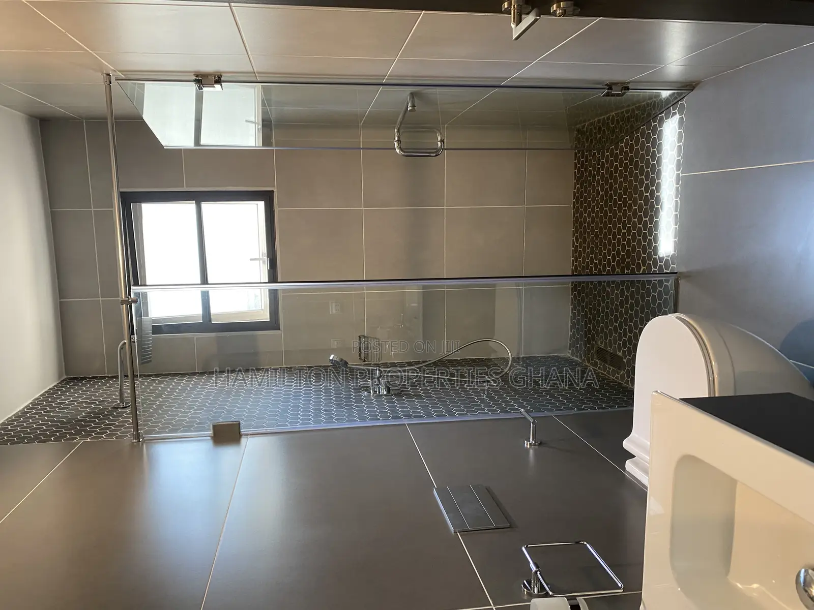 Furnished 2bdrm Apartment in 567, Tseaddo for sale