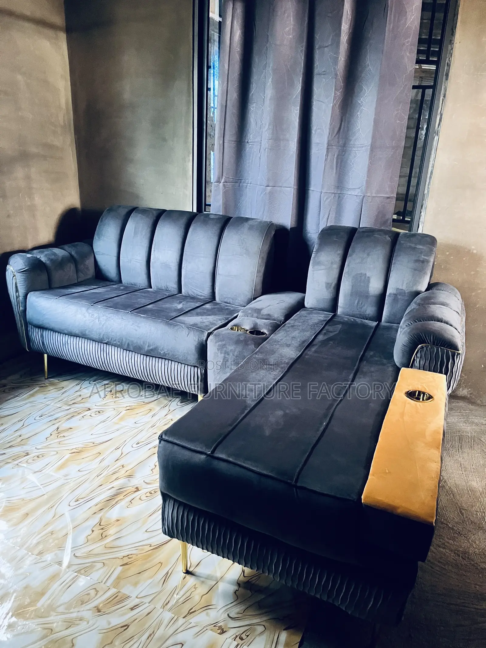Modern Sectional Sofa Chair