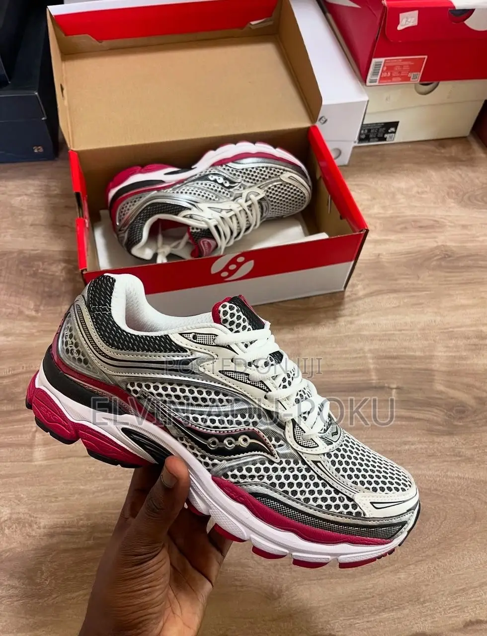 Saucony Progrid Sneakers Comes In Different Colours, Swipe >