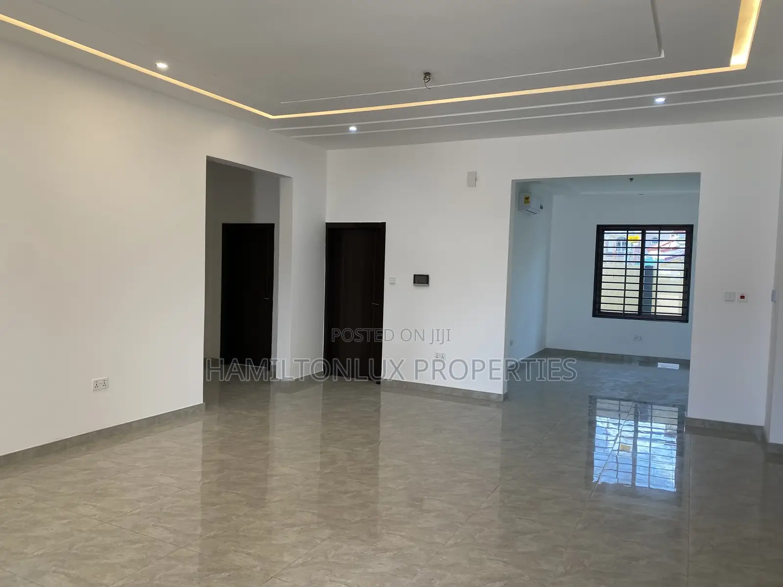 4bdrm House in Lakeside Estates for sale