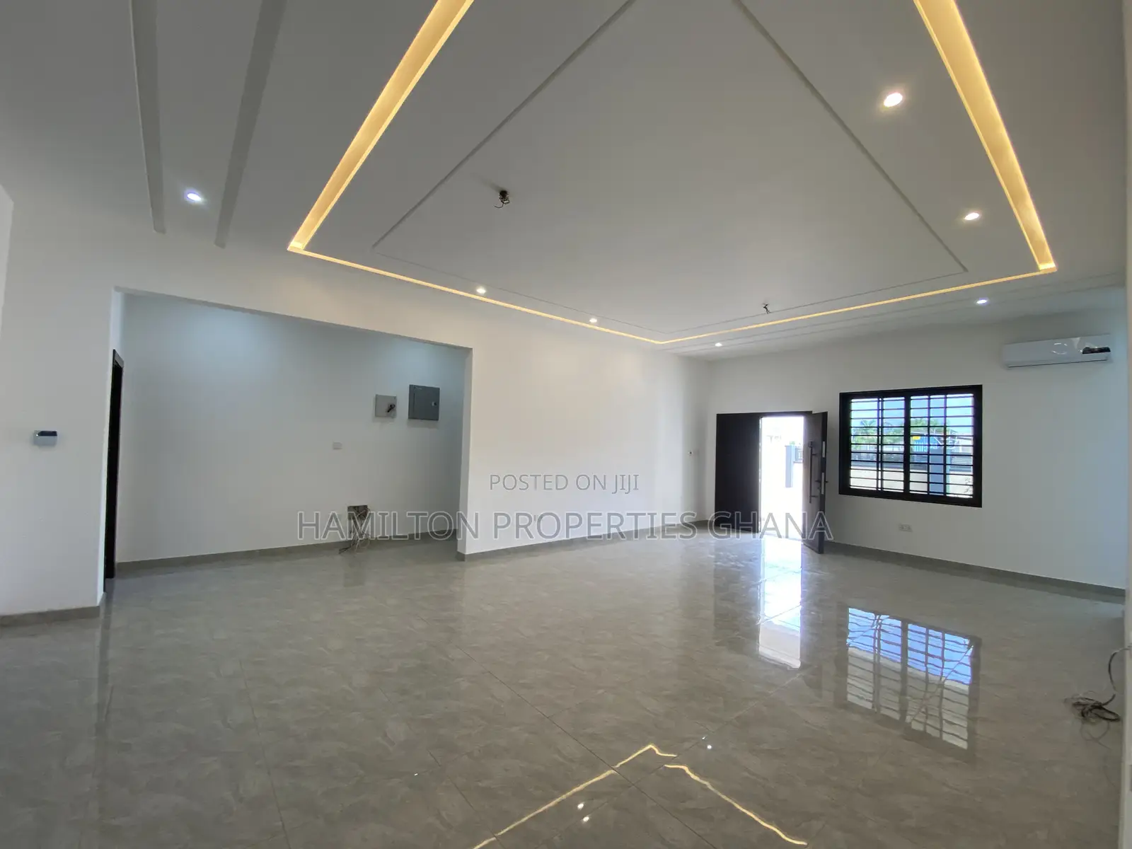 4bdrm House in Lakeside Estates for sale