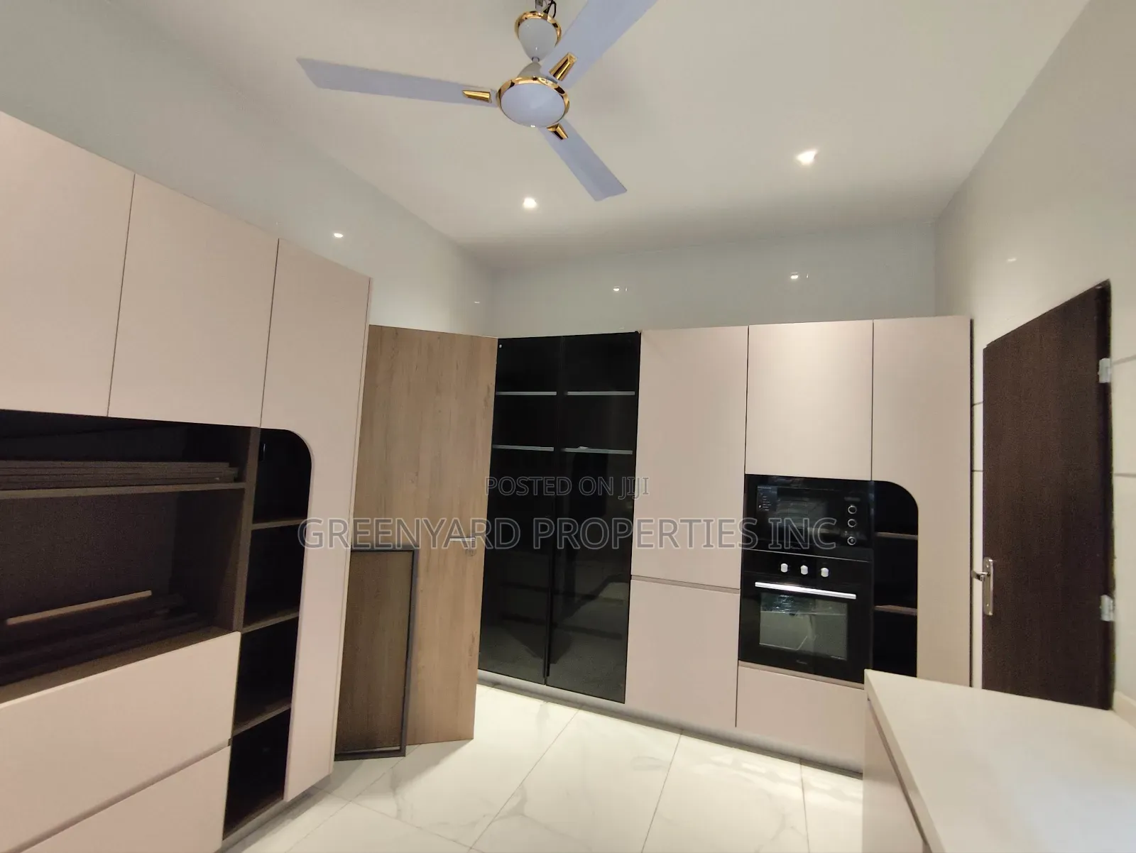 4bdrm House in Ars, East Legon for rent