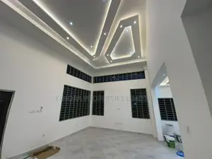 Furnished 4bdrm Duplex in Taxi Rank, Adenta for rent