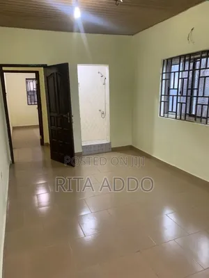 2bdrm Apartment in Lakeside for rent