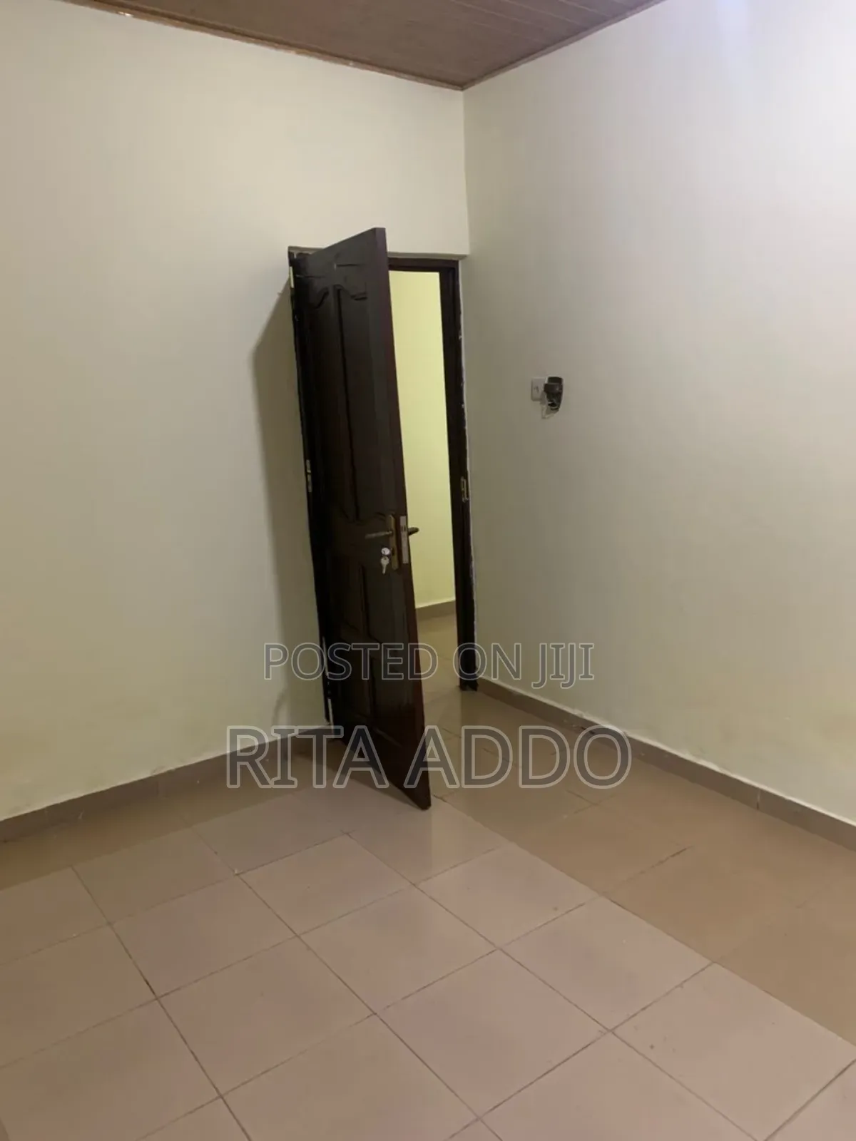 2bdrm Apartment in Lakeside for rent