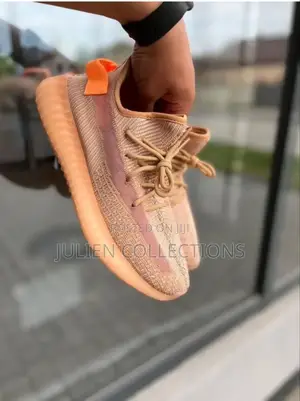 Adidas Yeezy Boost 350 V2 Clay