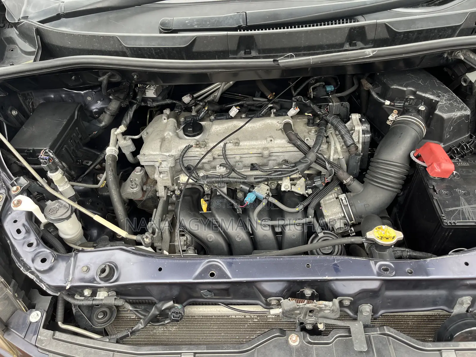 Toyota Voxy 2013 Blue