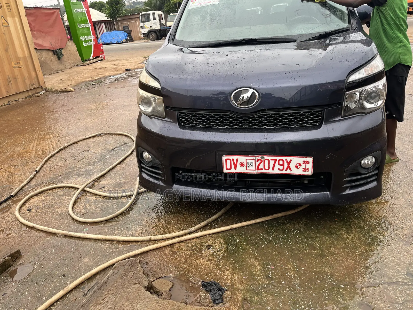 Toyota Voxy 2013 Blue
