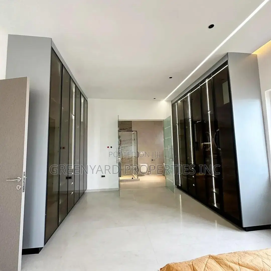 4bdrm Apartment in East Legon Hills for sale