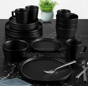 Lux Matte Black Dinnerset