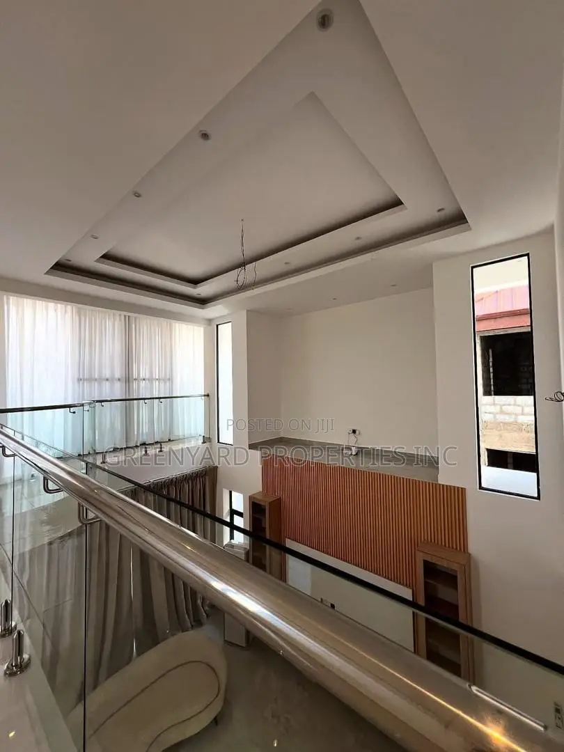 4bdrm House in Adjiringanor, East Legon for sale